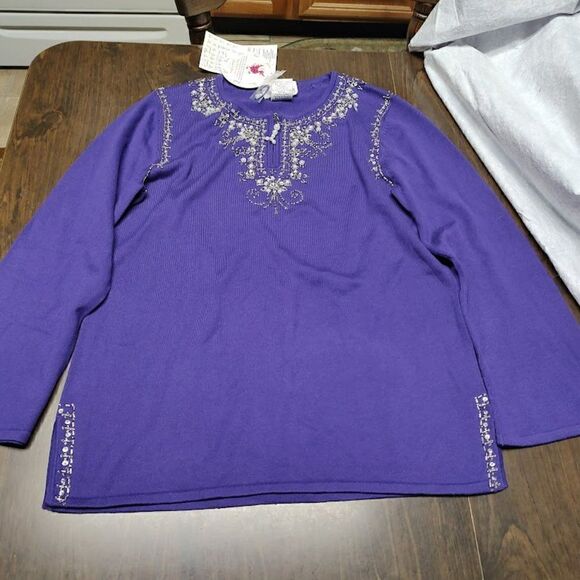 New Quacker Factory Purple sweater Size Women's Small - Picture 1 of 3